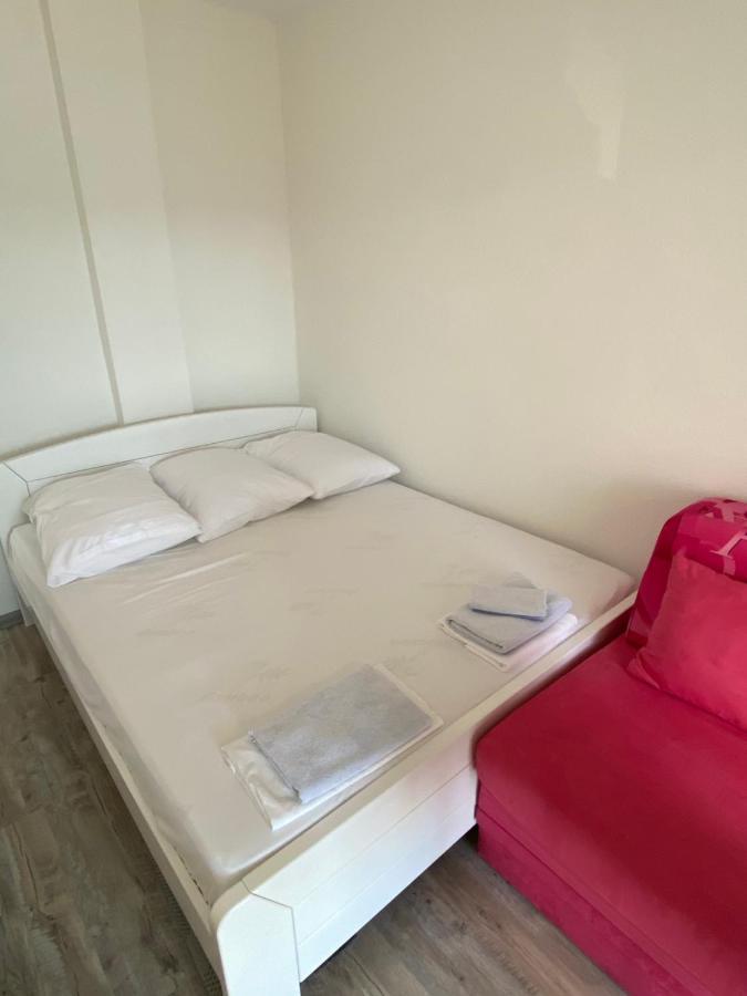 Apartmani Anita Starigrad Paklenica Exterior foto