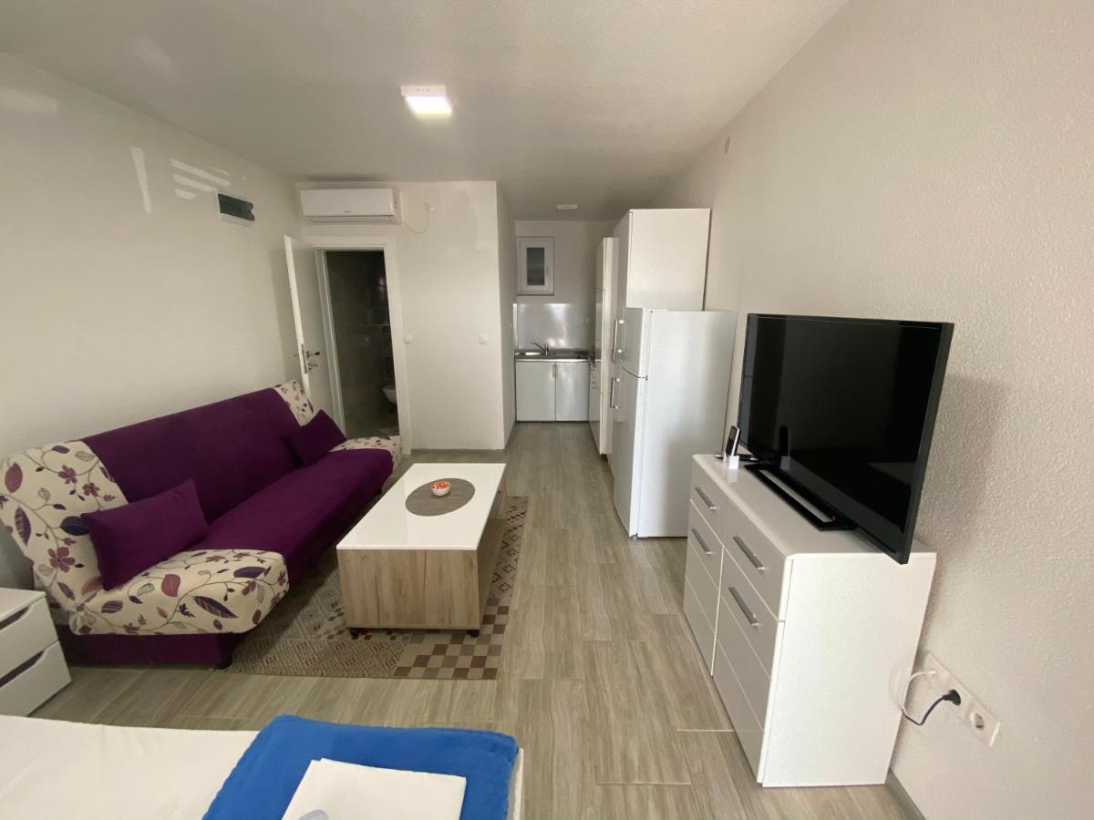Apartmani Anita Starigrad Paklenica Exterior foto
