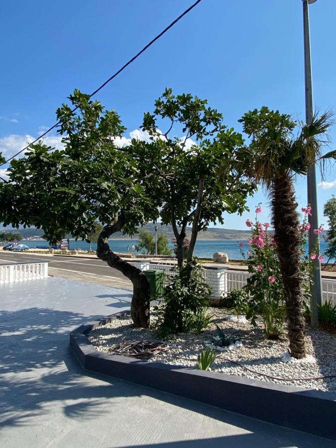 Apartmani Anita Starigrad Paklenica Exterior foto