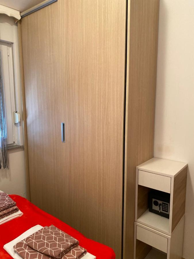 Apartmani Anita Starigrad Paklenica Exterior foto